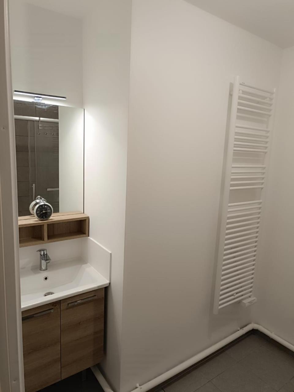 Bel Appartement Disponible Conflans-Sainte-Honorine Ngoại thất bức ảnh